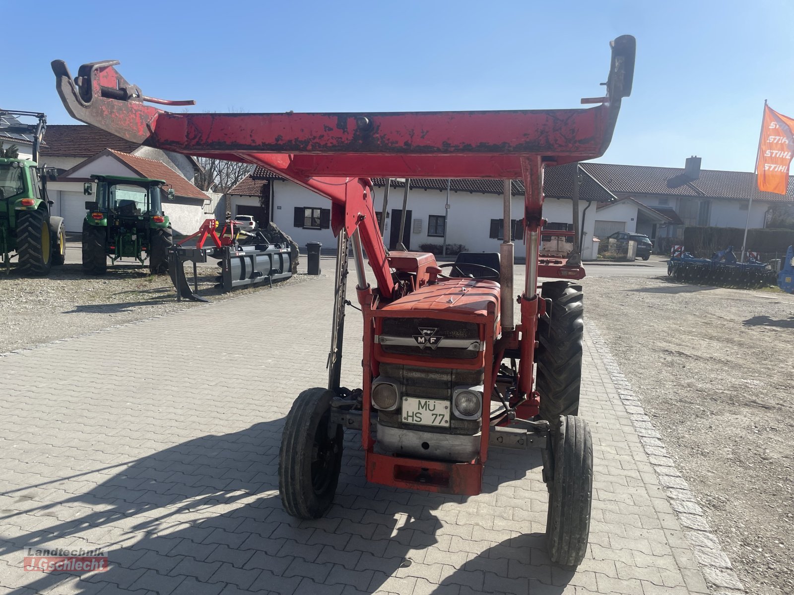 Traktor van het type Massey Ferguson 133, Gebrauchtmaschine in Mühldorf (Foto 9)