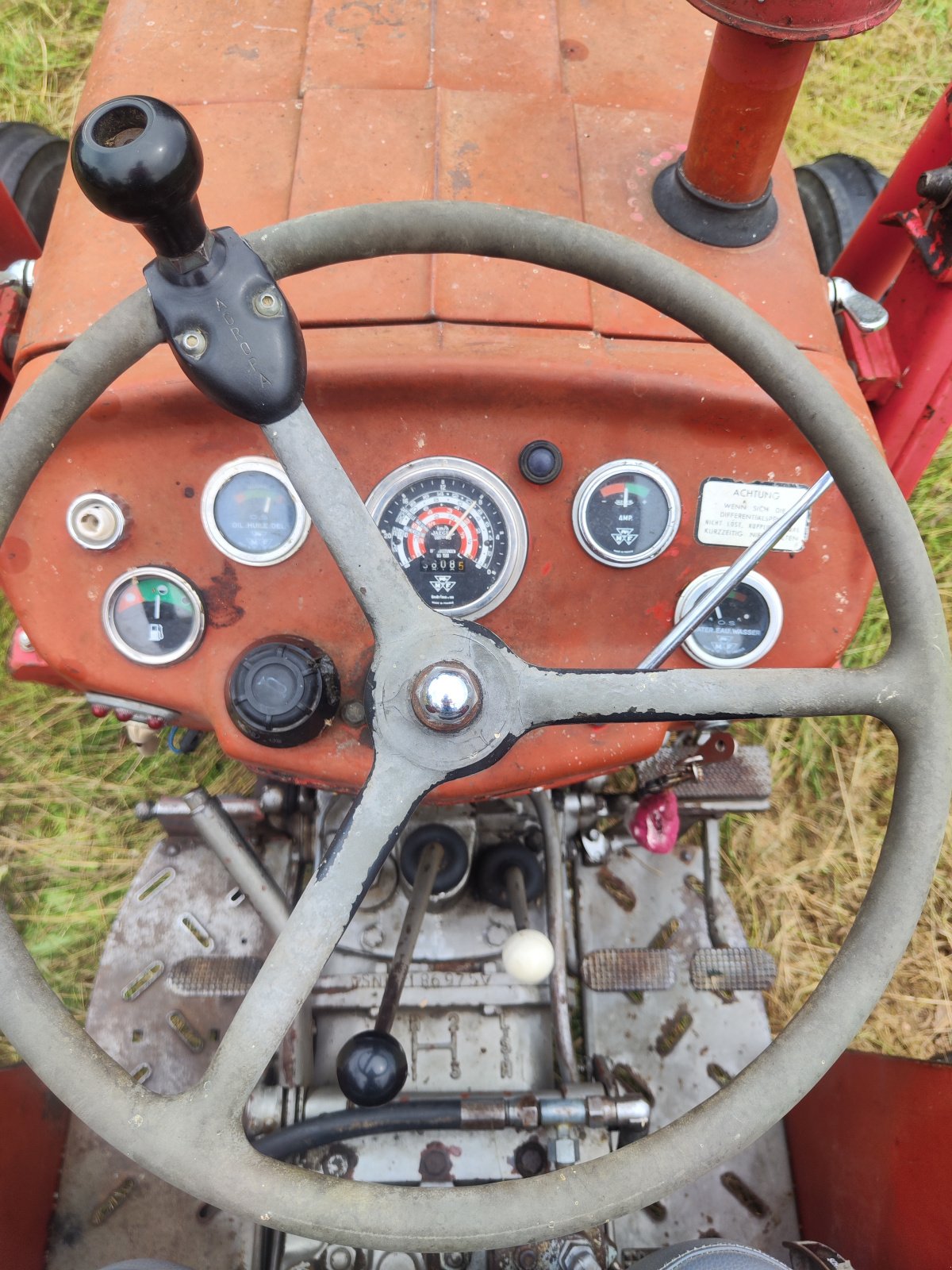 Traktor Türe ait Massey Ferguson 133, Gebrauchtmaschine içinde Schnaitsee (resim 3)