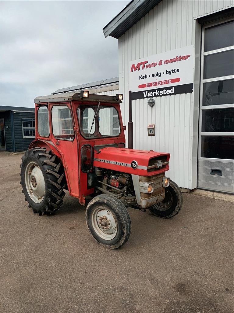 Traktor du type Massey Ferguson 135 , 3 CYL. diesel, Gebrauchtmaschine en Roslev (Photo 1)