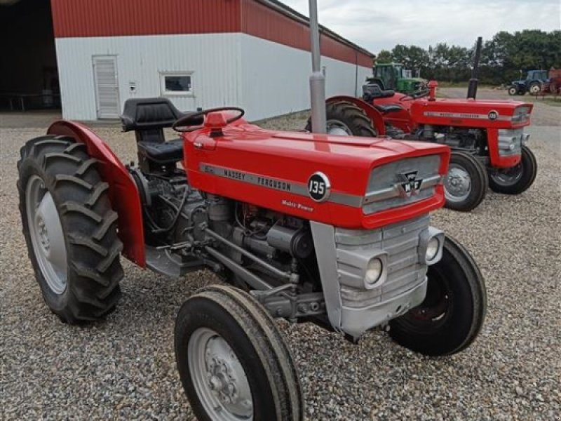 Traktor des Typs Massey Ferguson 135 , 3 CYL. Multi Power, Gebrauchtmaschine in Ejstrupholm