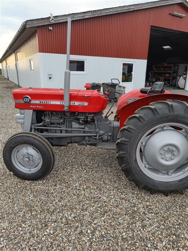 Traktor Türe ait Massey Ferguson 135 , 3 CYL. Multi Power, Gebrauchtmaschine içinde Ejstrupholm (resim 2)