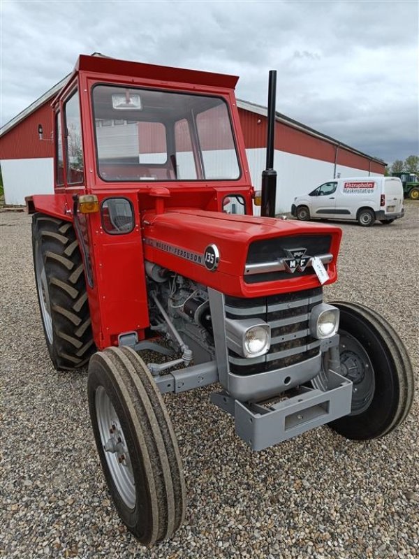 Traktor del tipo Massey Ferguson 135 8 gears model, Gebrauchtmaschine In Ejstrupholm (Immagine 1)