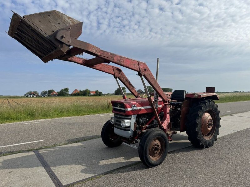 Traktor typu Massey Ferguson 135, Gebrauchtmaschine w Callantsoog