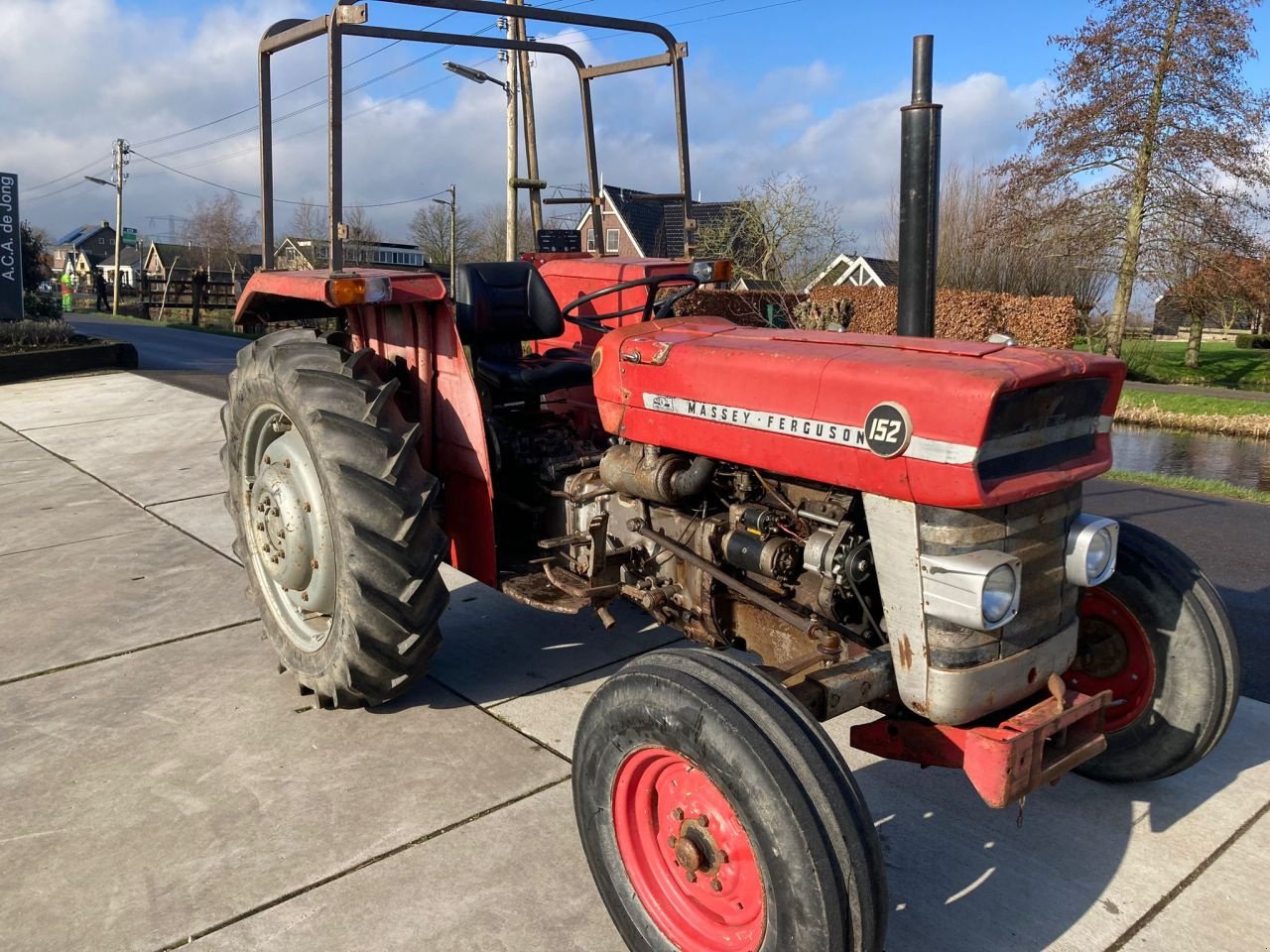 Traktor Türe ait Massey Ferguson 152, Gebrauchtmaschine içinde Stolwijk (resim 4)