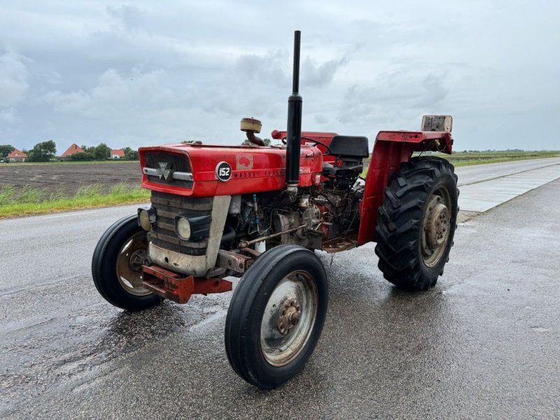 Traktor του τύπου Massey Ferguson 152, Gebrauchtmaschine σε Callantsoog (Φωτογραφία 1)