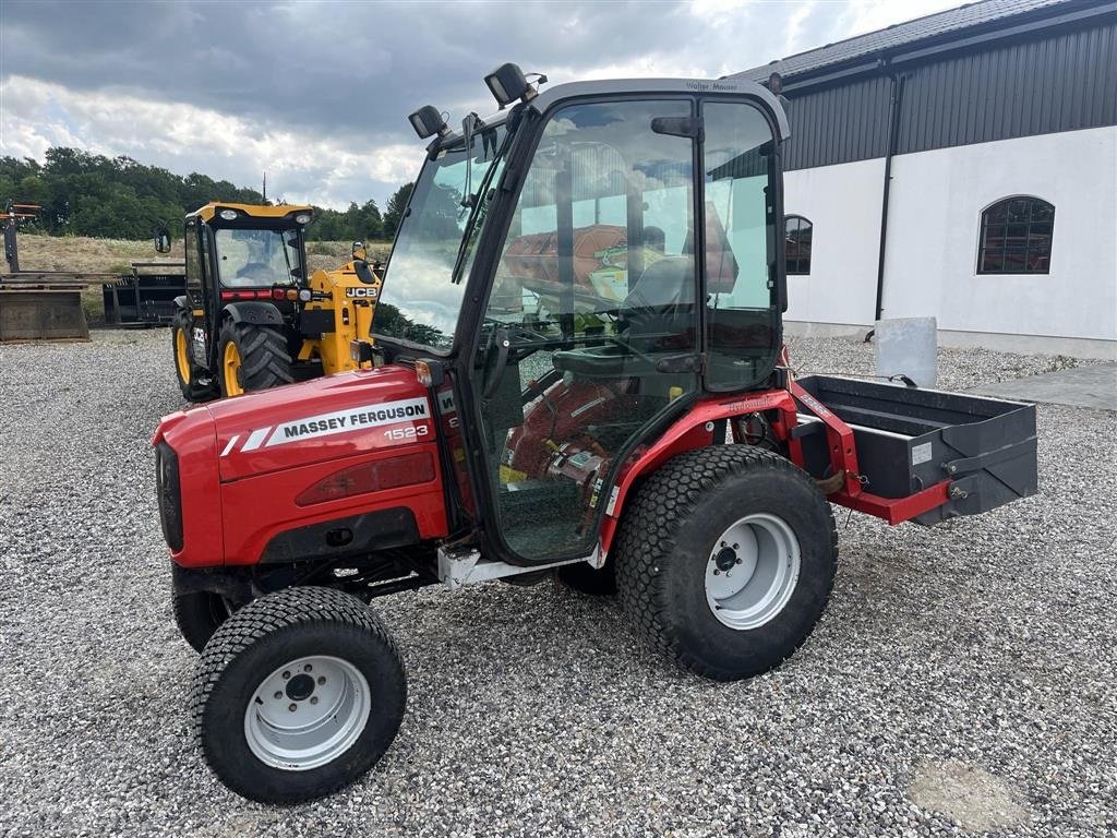 Traktor tipa Massey Ferguson 1523, Gebrauchtmaschine u Mariager (Slika 1)