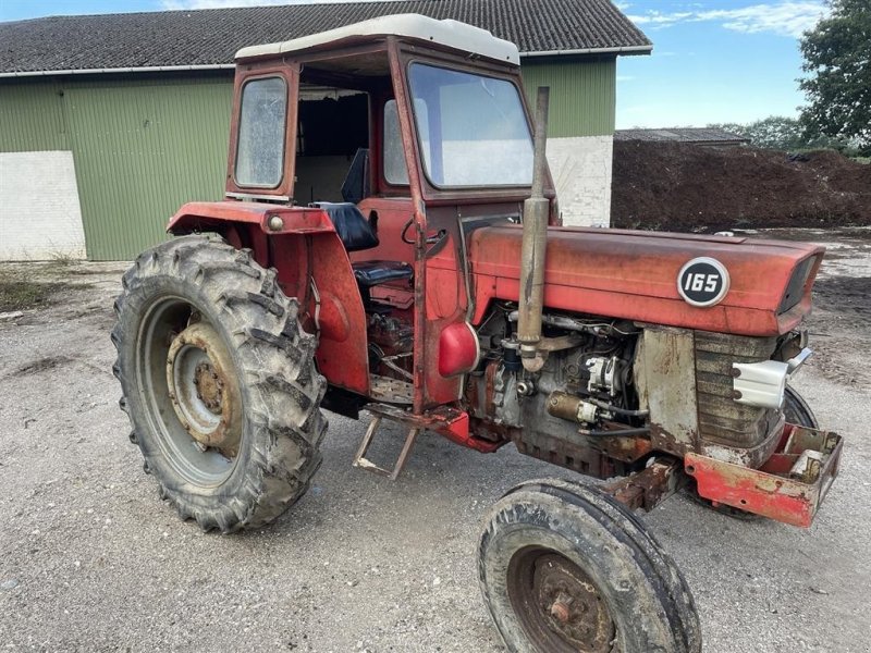 Traktor typu Massey Ferguson 165 PÅ VEJ HJEM!, Gebrauchtmaschine v Nørager (Obrázok 1)