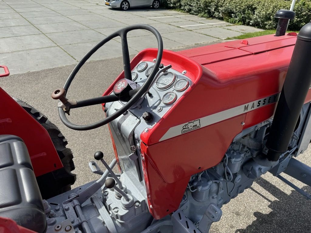 Traktor des Typs Massey Ferguson 165, Gebrauchtmaschine in Callantsoog (Bild 5)