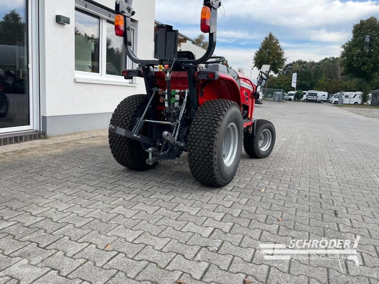 Traktor του τύπου Massey Ferguson 1735 M HP, Neumaschine σε Westerstede (Φωτογραφία 3)