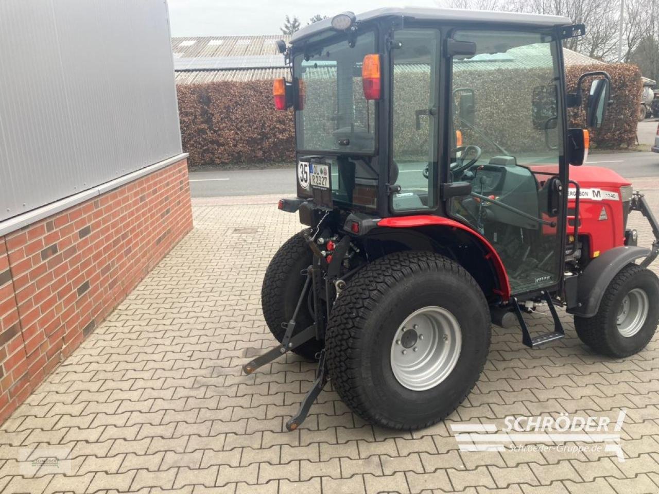 Traktor tip Massey Ferguson 1740 M H + CAB ( ISEKI TH 5420 AHLK ), Neumaschine in Scharrel (Poză 3)