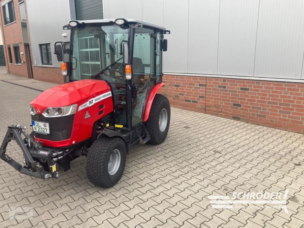 Traktor tip Massey Ferguson 1740 M H + CAB ( ISEKI TH 5420 AHLK ), Neumaschine in Scharrel (Poză 8)