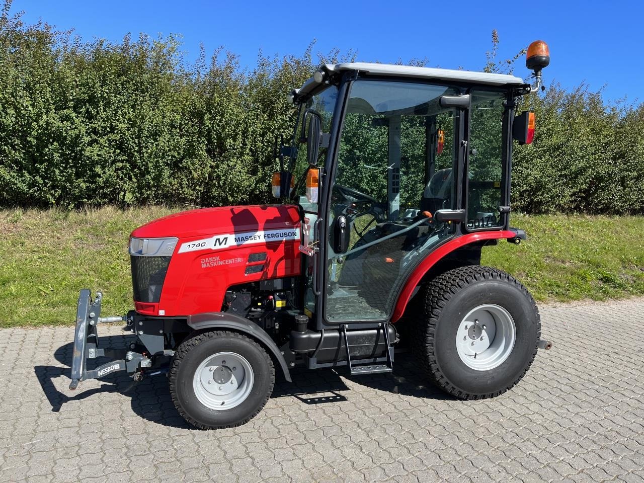 Traktor typu Massey Ferguson 1740M HC, Gebrauchtmaschine w Videbæk (Zdjęcie 1)