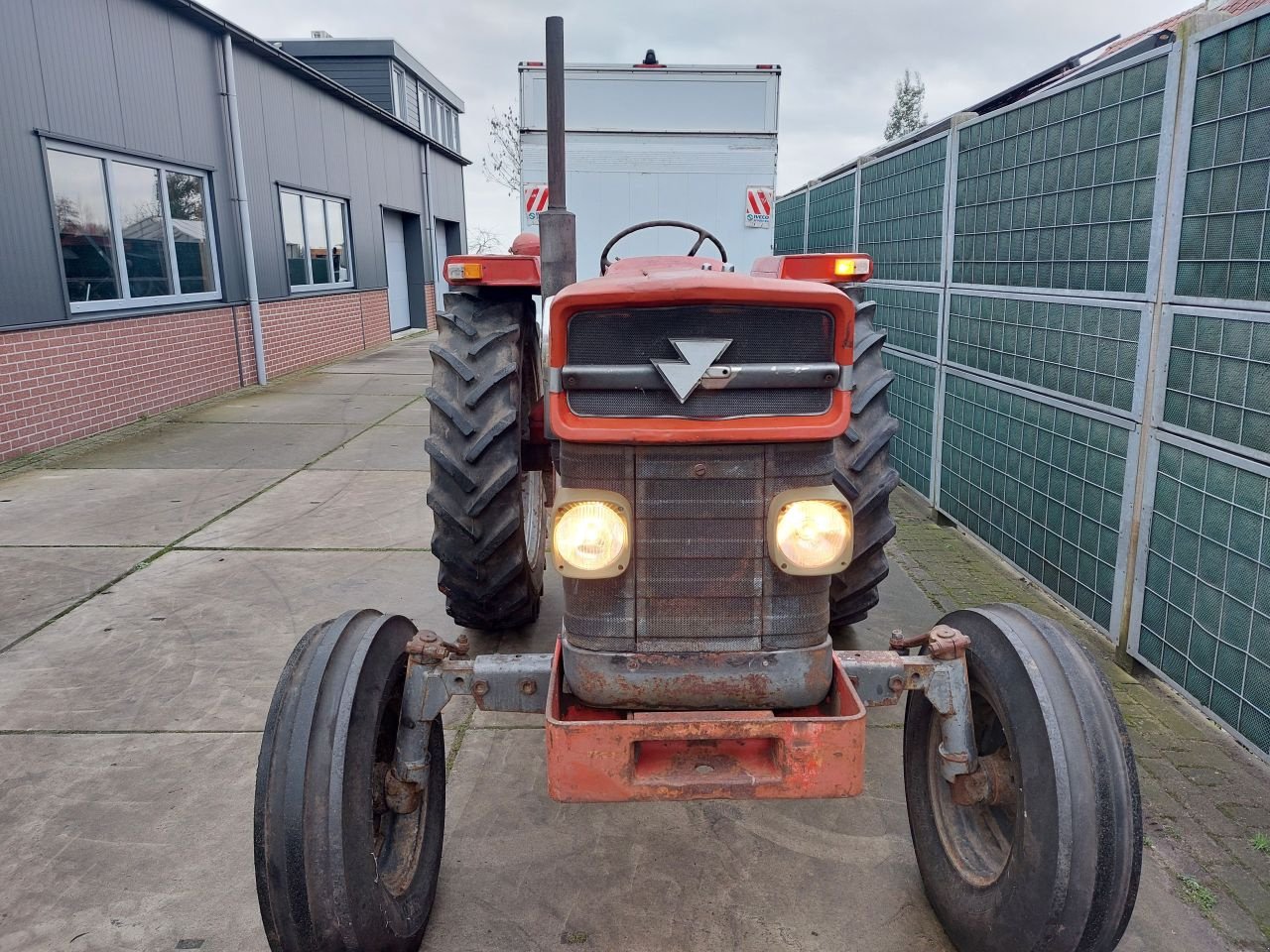 Traktor des Typs Massey Ferguson 175 S, Gebrauchtmaschine in Ouderkerk aan den IJssel (Bild 11)