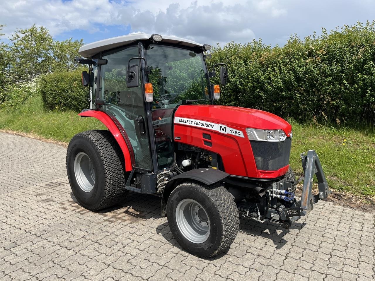 Traktor tipa Massey Ferguson 1750 M HC, Gebrauchtmaschine u Videbæk (Slika 4)