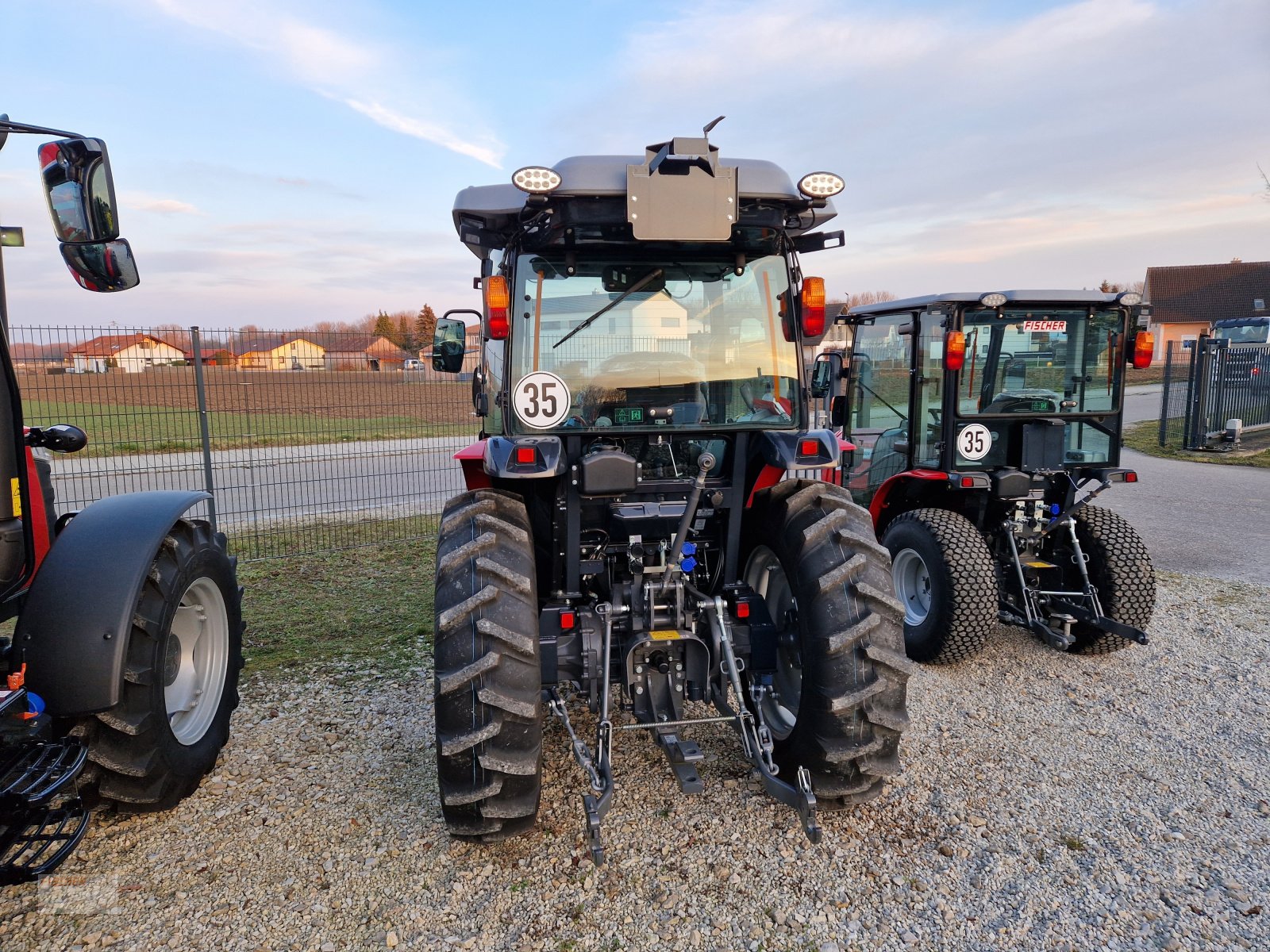 Traktor van het type Massey Ferguson 1755 M, Neumaschine in Pfoerring (Foto 3)