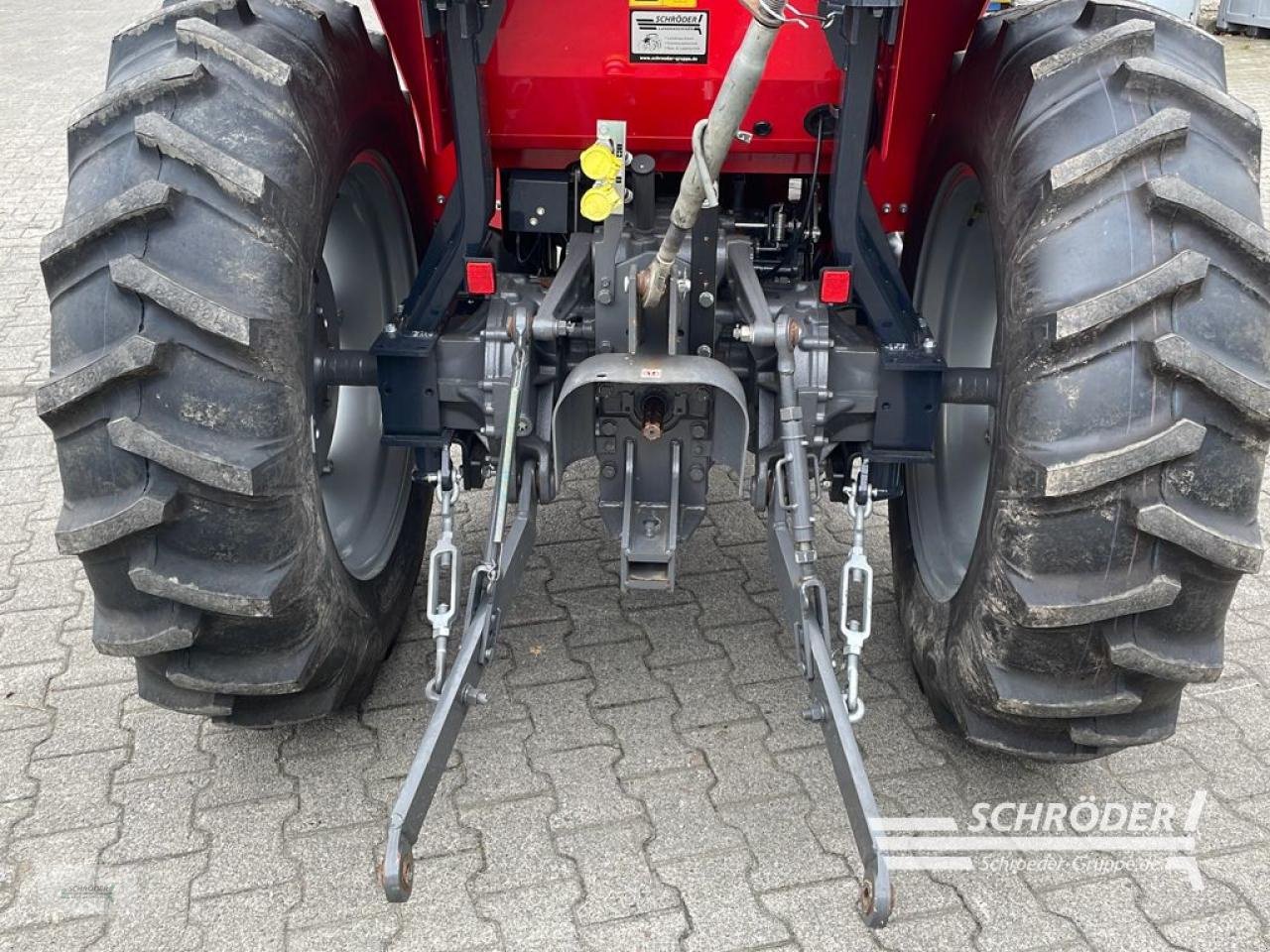 Traktor typu Massey Ferguson 1755E MP, Neumaschine w Lastrup (Zdjęcie 5)