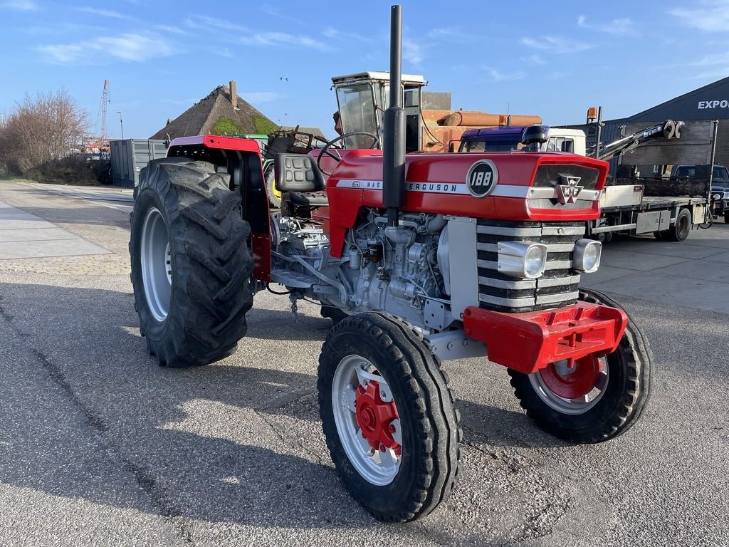 Traktor of the type Massey Ferguson 188, Gebrauchtmaschine in Callantsoog (Picture 3)