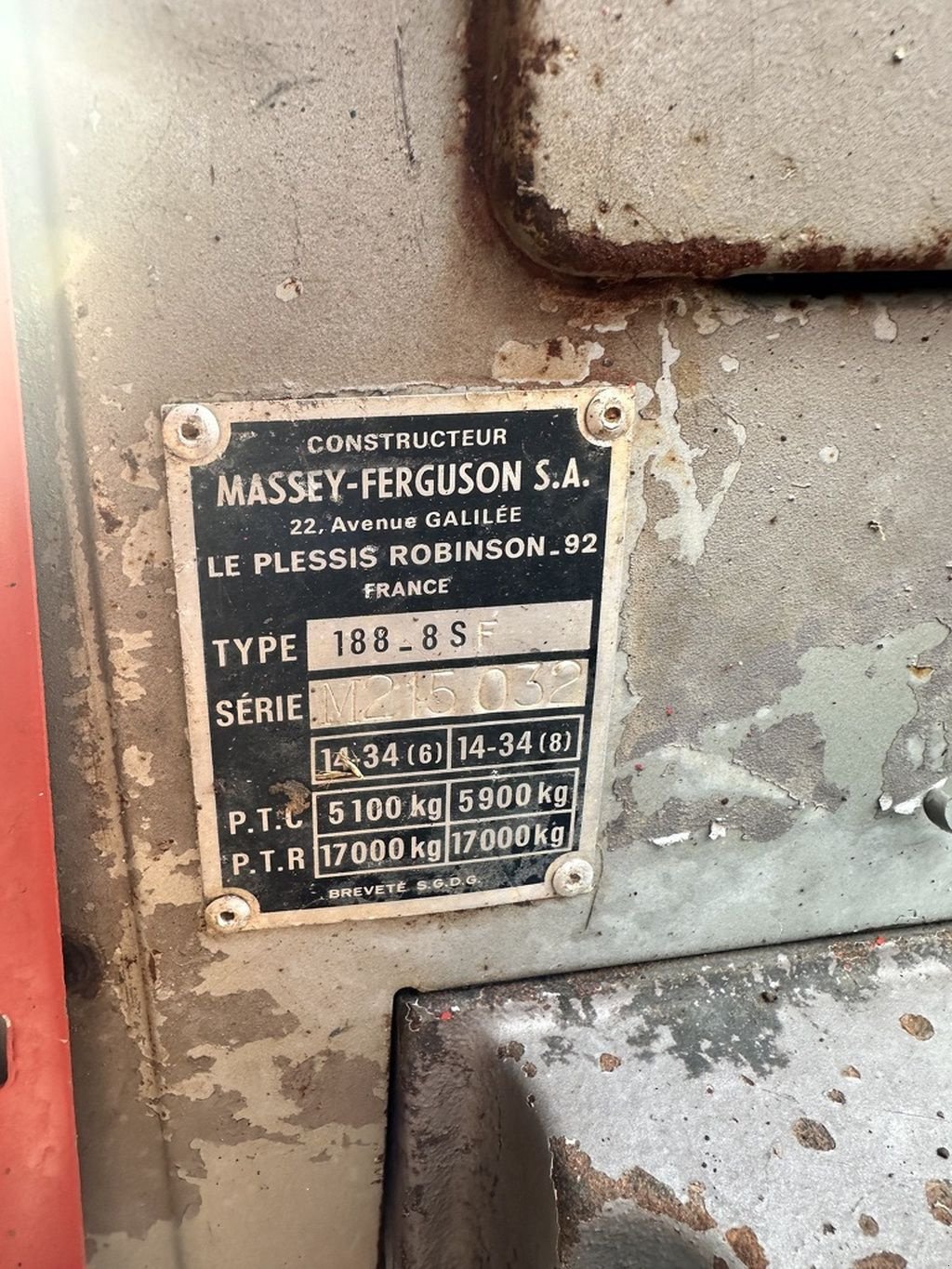 Traktor tip Massey Ferguson 188, Gebrauchtmaschine in Callantsoog (Poză 11)