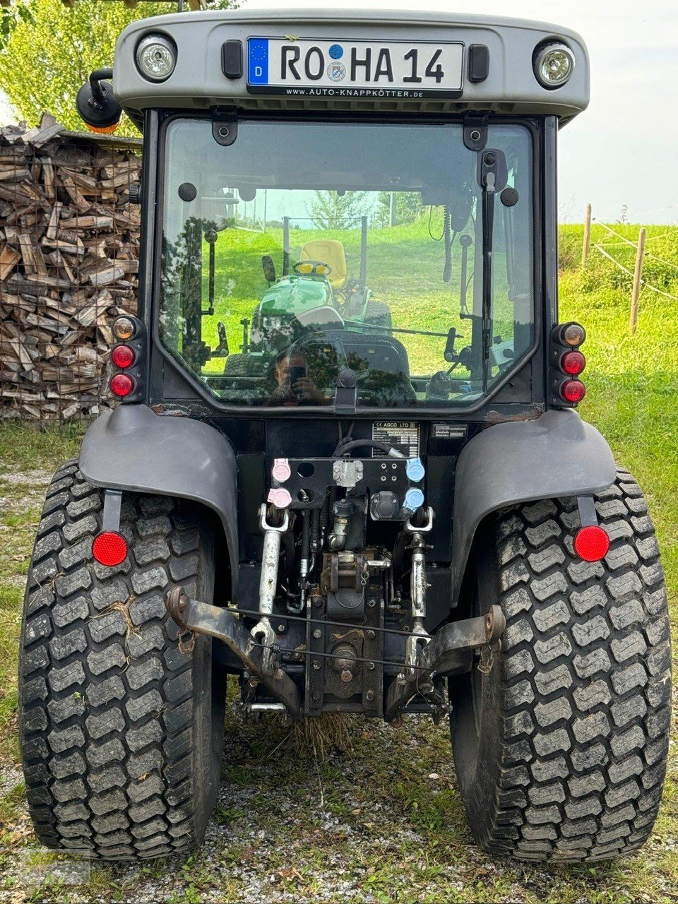 Traktor типа Massey Ferguson 2410, Gebrauchtmaschine в Söchtenau (Фотография 4)