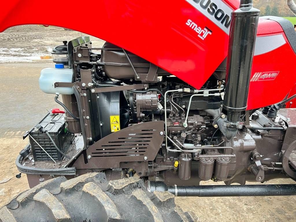 Traktor Türe ait Massey Ferguson 245 DI 4WD 46HP - New / Unused, Neumaschine içinde Veldhoven (resim 9)