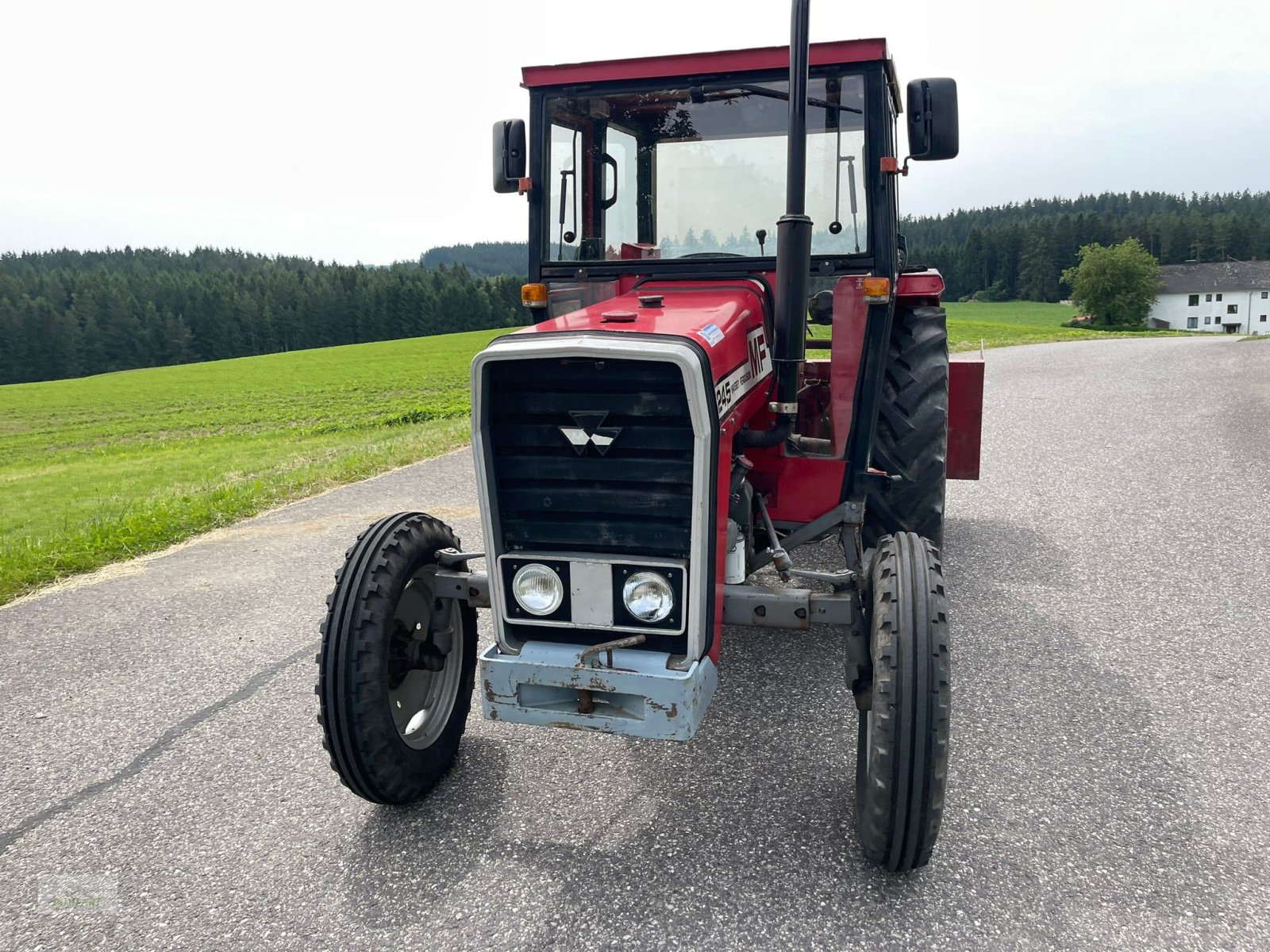Traktor типа Massey Ferguson 245, Gebrauchtmaschine в Bad Leonfelden (Фотография 12)