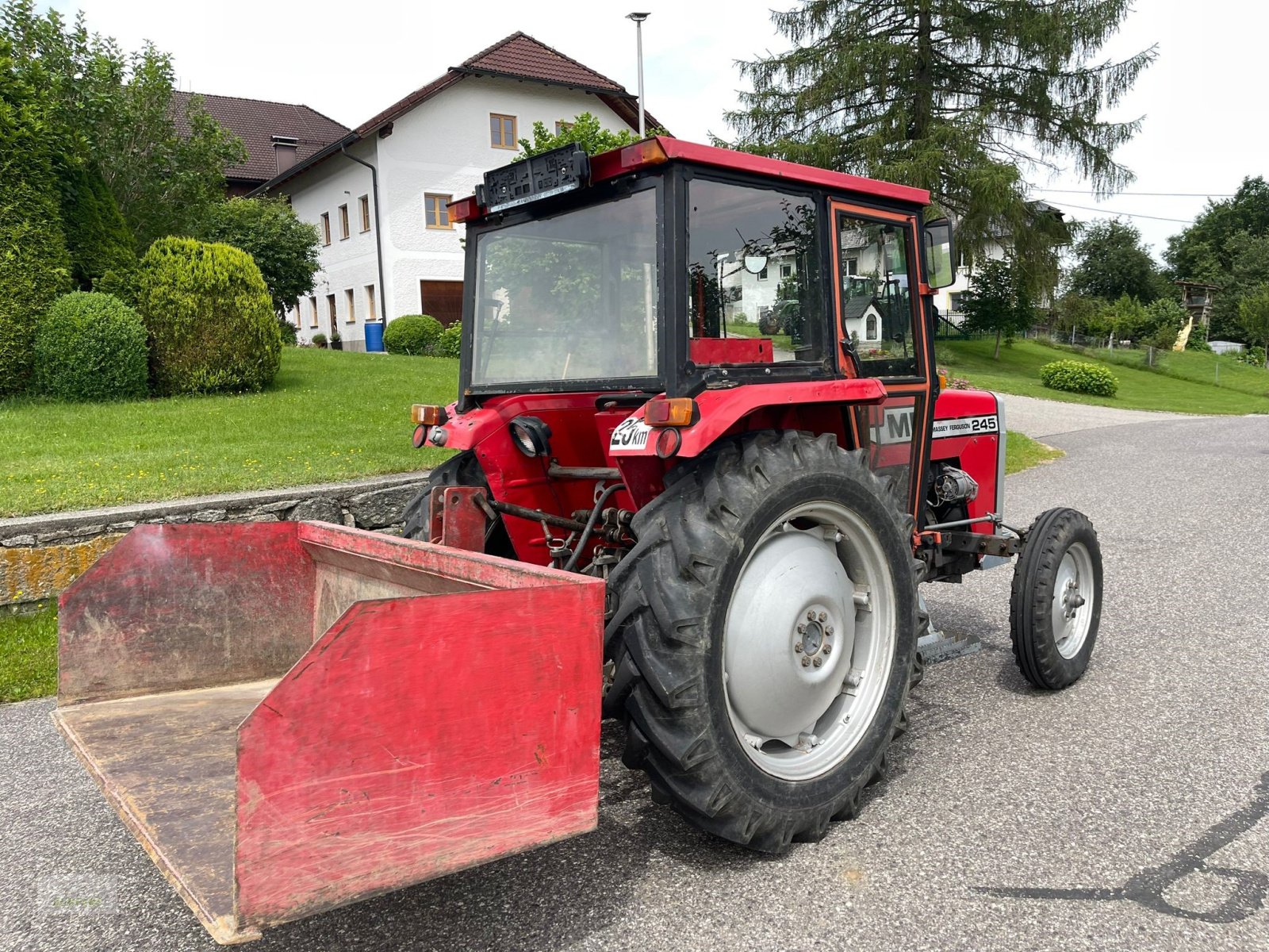 Traktor типа Massey Ferguson 245, Gebrauchtmaschine в Bad Leonfelden (Фотография 13)