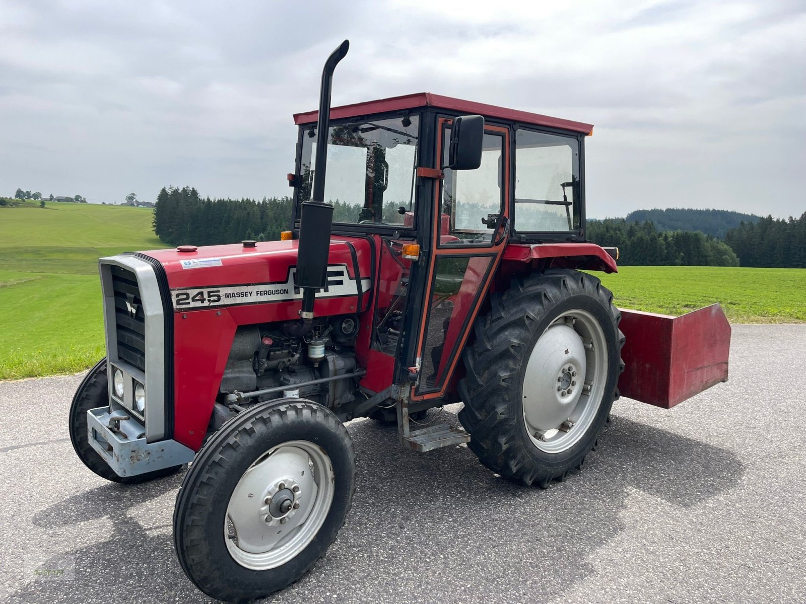 Traktor des Typs Massey Ferguson 245, Gebrauchtmaschine in Bad Leonfelden (Bild 14)
