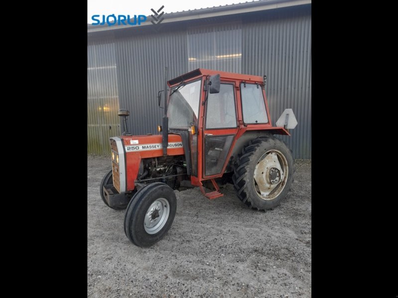 Traktor of the type Massey Ferguson 250, Gebrauchtmaschine in Viborg (Picture 1)