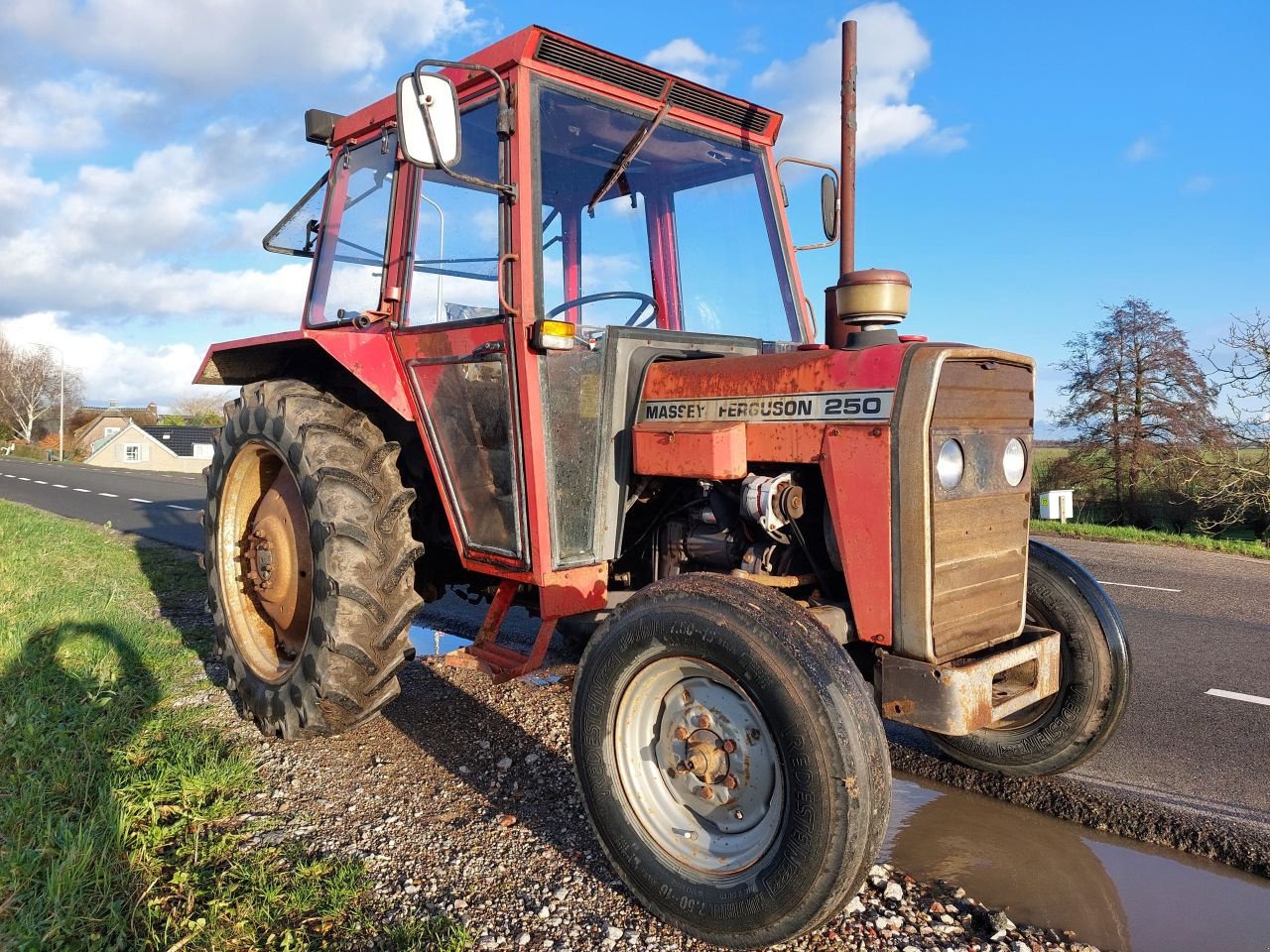 Traktor des Typs Massey Ferguson 250, Gebrauchtmaschine in Ouderkerk aan den IJssel (Bild 2)