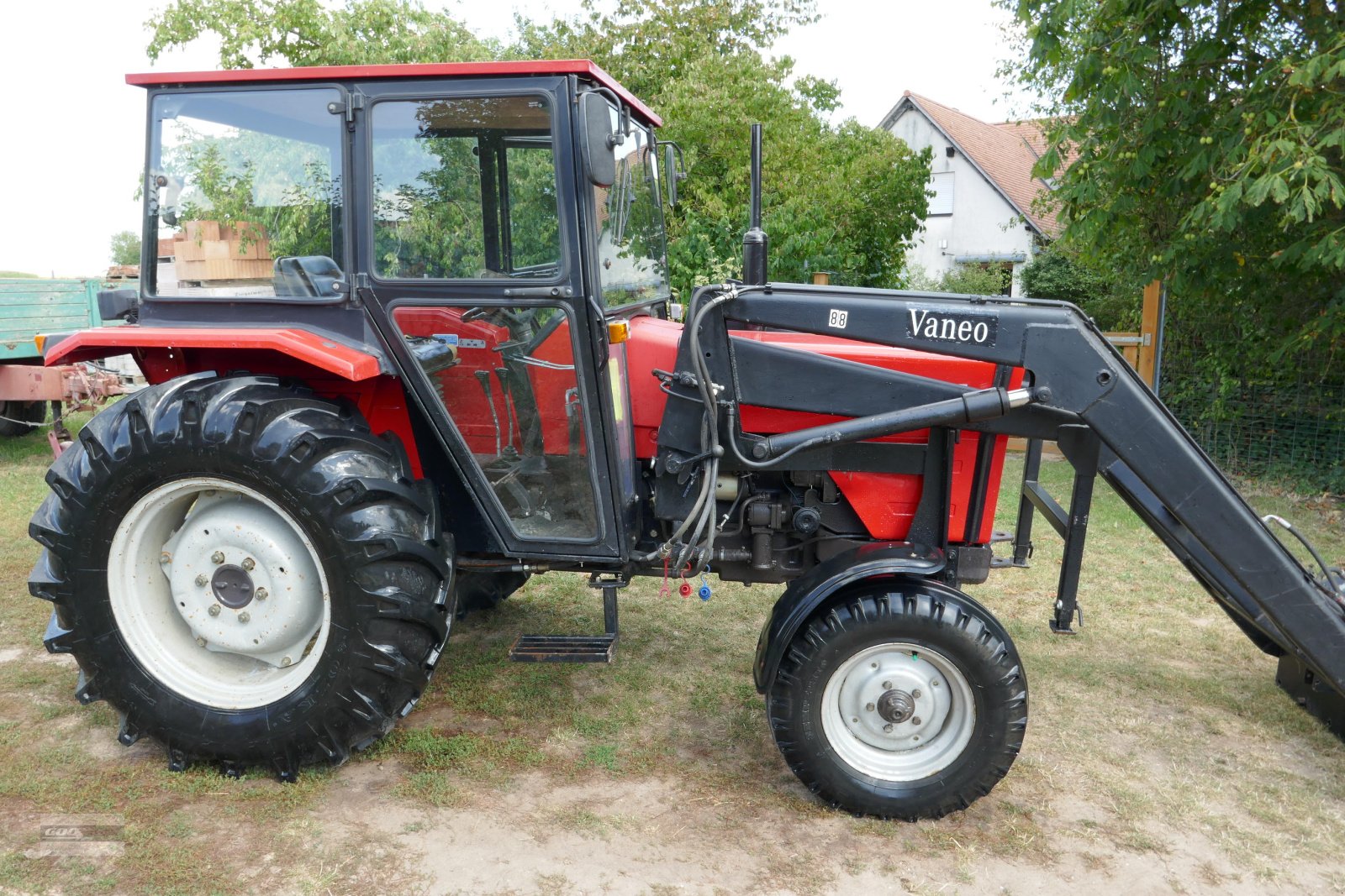 Traktor of the type Massey Ferguson 253 Hinterrad mit Servo, Frontlader H.G. und Niedrigkabine. Sehr guter Zustand!, Gebrauchtmaschine in Langenzenn (Picture 12)