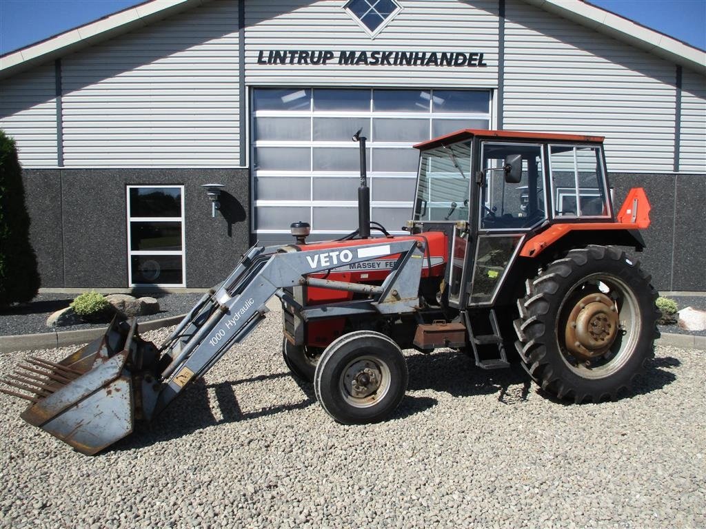 Traktor a típus Massey Ferguson 265 Med nye dæk og frontlæsser, Gebrauchtmaschine ekkor: Lintrup (Kép 1)