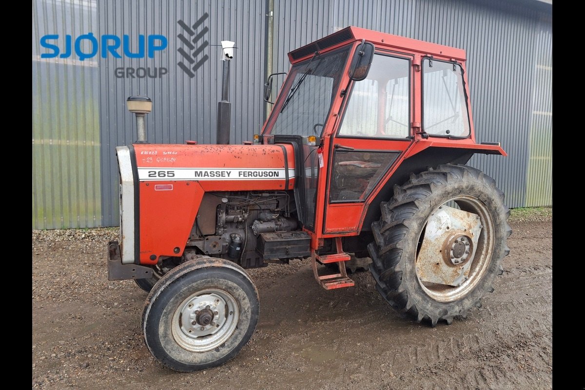 Traktor Türe ait Massey Ferguson 265, Gebrauchtmaschine içinde Viborg (resim 1)