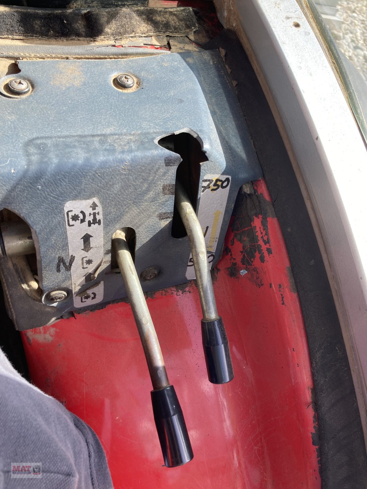 Traktor of the type Massey Ferguson 274 V, Gebrauchtmaschine in Waldkraiburg (Picture 10)