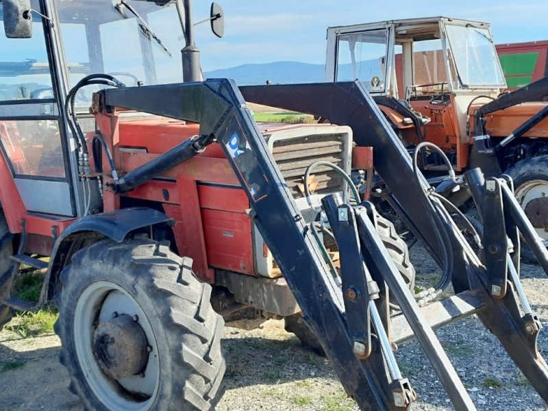 Traktor des Typs Massey Ferguson 284S, Gebrauchtmaschine in Rötz (Bild 1)