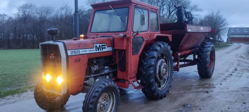 Traktor a típus Massey Ferguson 285  4 stk. MF traktorer, Gebrauchtmaschine ekkor: Skive (Kép 4)