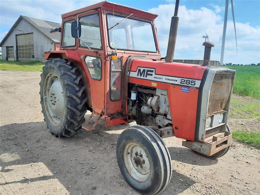 Traktor типа Massey Ferguson 285 og 3 stk. MF 265 og 1 stk. MF 590, Gebrauchtmaschine в Skive (Фотография 2)