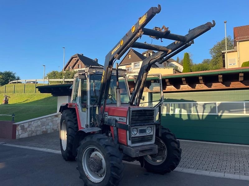 Traktor typu Massey Ferguson 294 A Allradschlepper mit Frontlader ä. 284 A und  274 A, Gebrauchtmaschine v Niedernhausen OT Engenhahn (Obrázek 1)