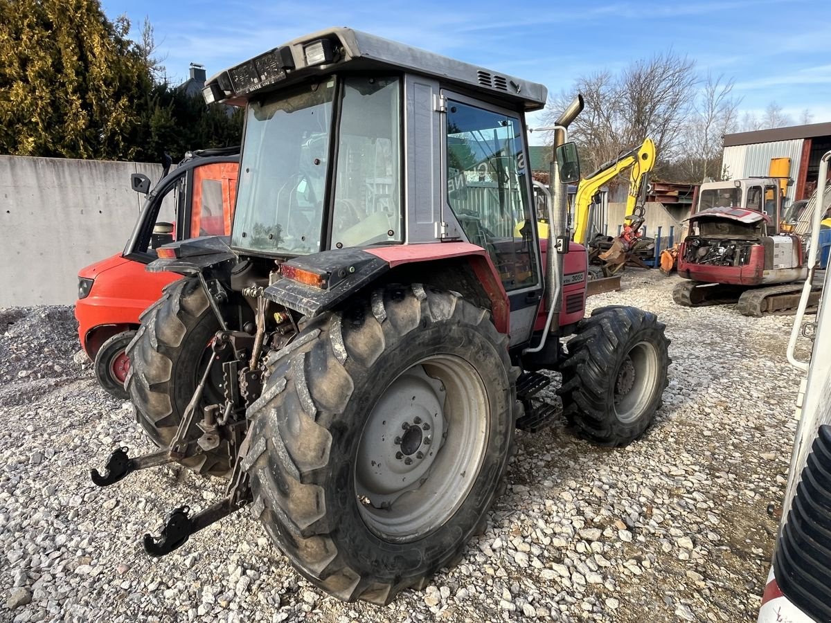 Traktor van het type Massey Ferguson 3050-4, Gebrauchtmaschine in Bad Leonfelden (Foto 4)