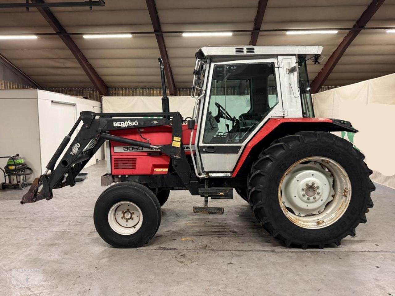 Traktor des Typs Massey Ferguson 3050, Gebrauchtmaschine in Pragsdorf (Bild 7)