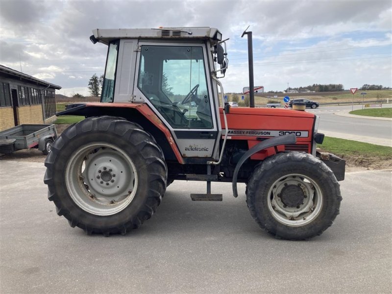 Traktor des Typs Massey Ferguson 3060 4WD, Gebrauchtmaschine in Løkken