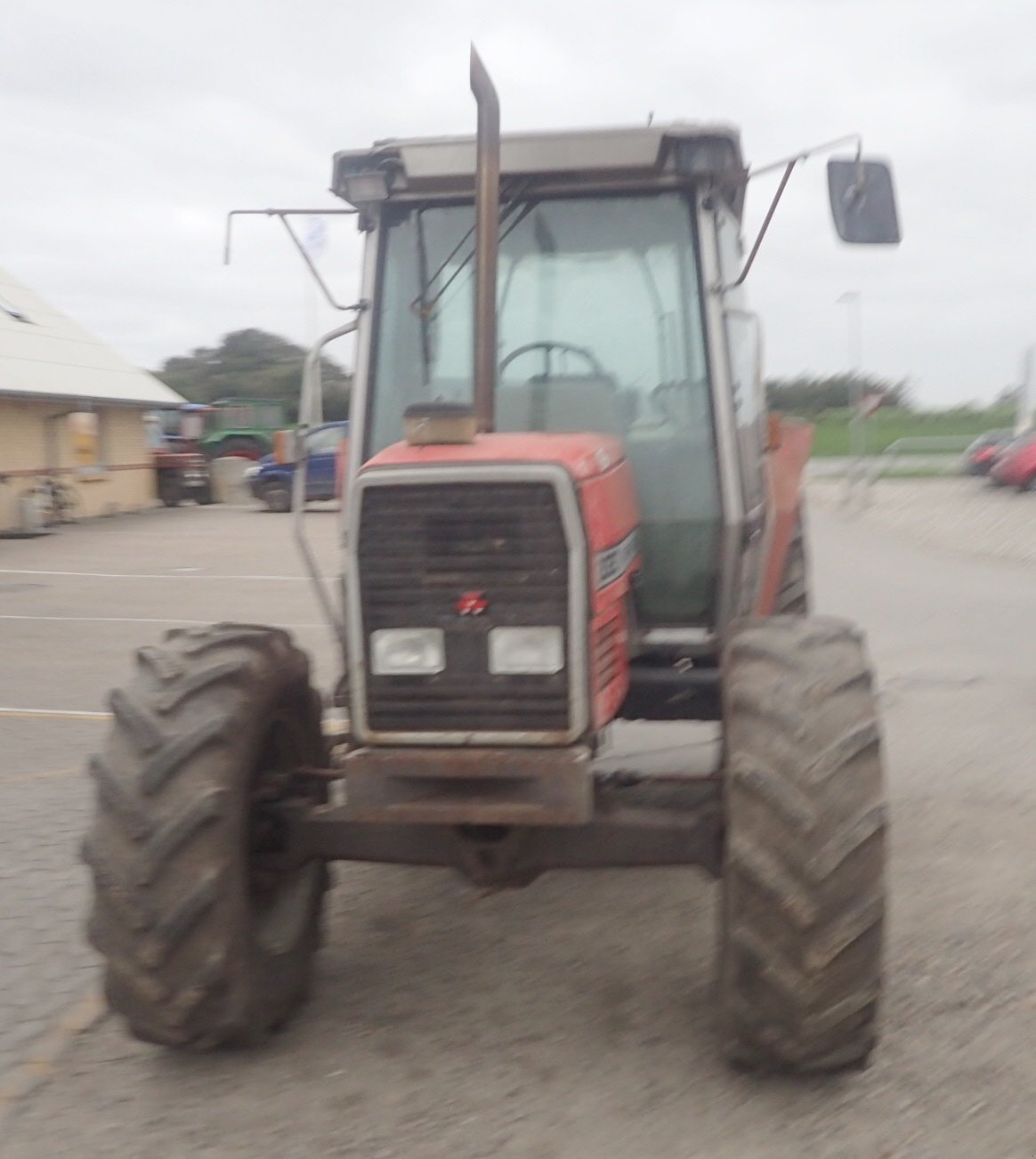 Traktor Türe ait Massey Ferguson 3060, Gebrauchtmaschine içinde Viborg (resim 3)