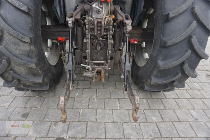 Traktor del tipo Massey Ferguson 3065 S, Gebrauchtmaschine en Töging am Inn (Imagen 7)