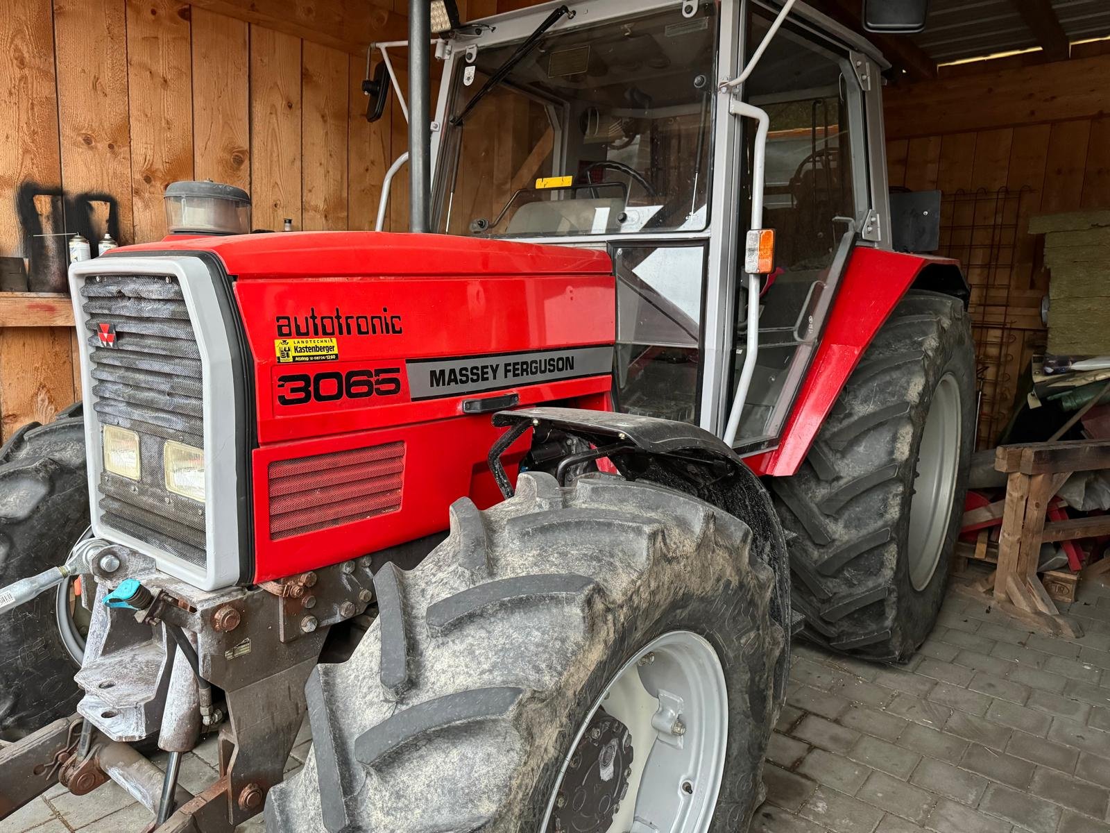 Traktor Türe ait Massey Ferguson 3065, Gebrauchtmaschine içinde Lustenau (resim 2)