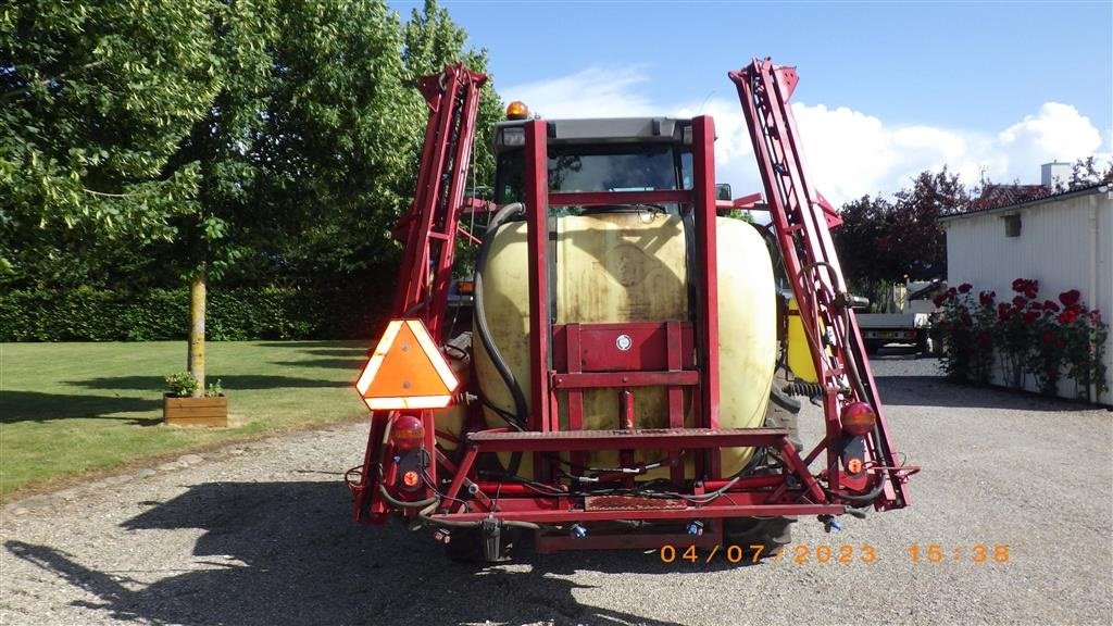 Traktor typu Massey Ferguson 3070 6000 timer synet Hardi 1000 l ly+ ec + fronttank, Gebrauchtmaschine w Ringsted (Zdjęcie 2)