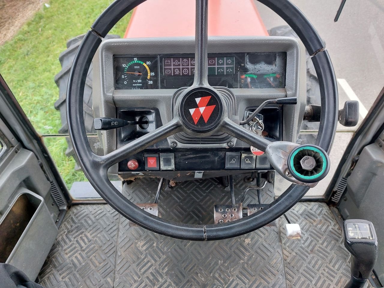 Traktor des Typs Massey Ferguson 3080, Gebrauchtmaschine in Ouderkerk aan den IJssel (Bild 7)