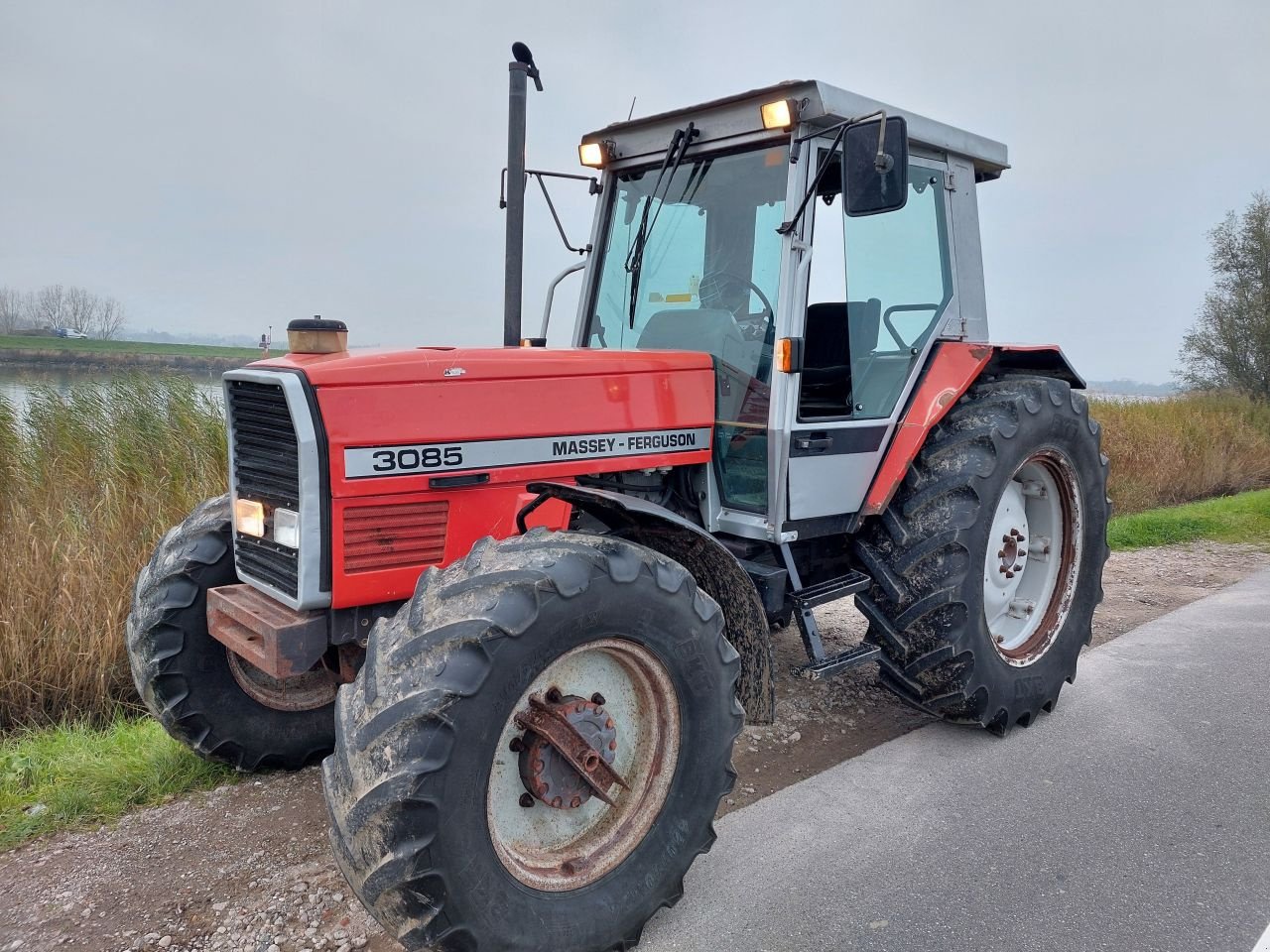 Traktor a típus Massey Ferguson 3085, Gebrauchtmaschine ekkor: Ouderkerk aan den IJssel (Kép 5)