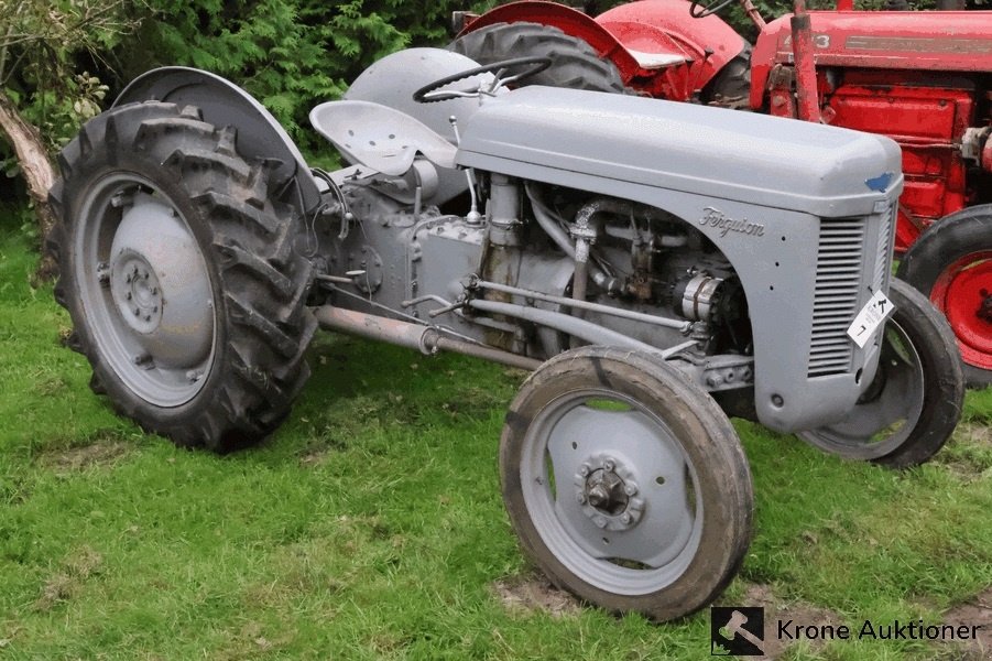 Traktor типа Massey Ferguson 31 Benzin, Gebrauchtmaschine в Hadsund (Фотография 1)