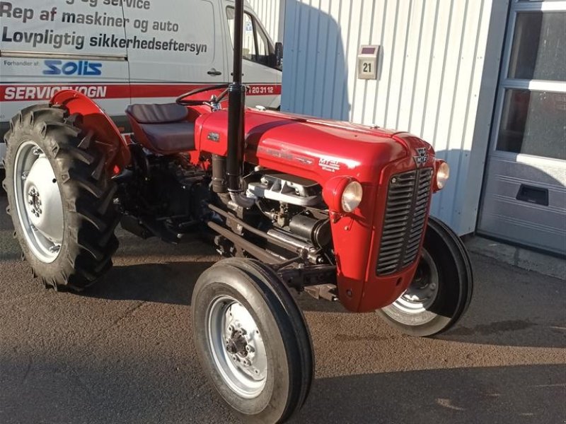 Traktor des Typs Massey Ferguson 35 benzin istandsat, Gebrauchtmaschine in Roslev