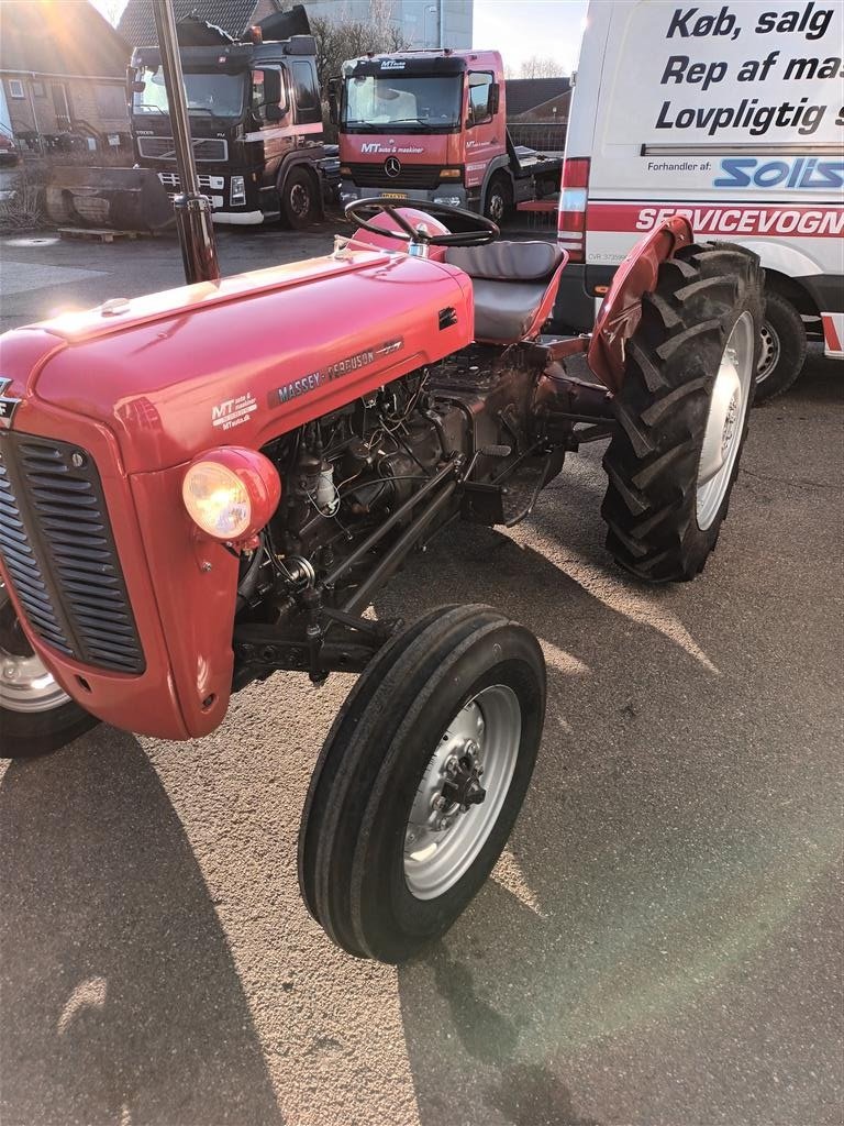 Traktor of the type Massey Ferguson 35 benzin istandsat, Gebrauchtmaschine in Roslev (Picture 2)