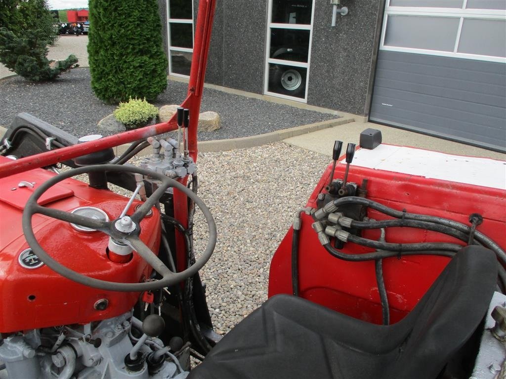 Traktor of the type Massey Ferguson 35  diesel Med frontlæsser, Gebrauchtmaschine in Lintrup (Picture 5)